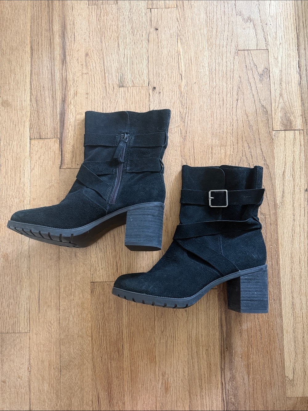 Clarks Artisan Black‎ Suede Malvet Doris Heeled Boots Size 9